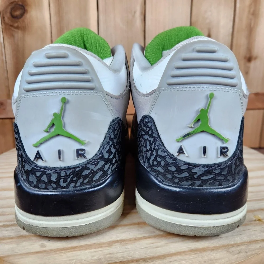 Nike‎ Air Jordan 3 Retro Chlorophyll Shoes Mens 11 Gray Sneakers 136064-006